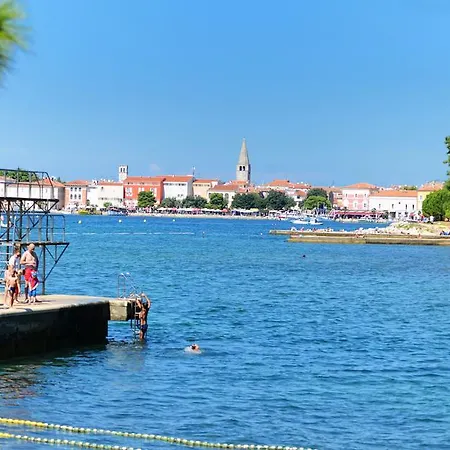 Lili Апартаменти *