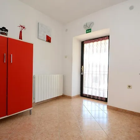Lili Apartman