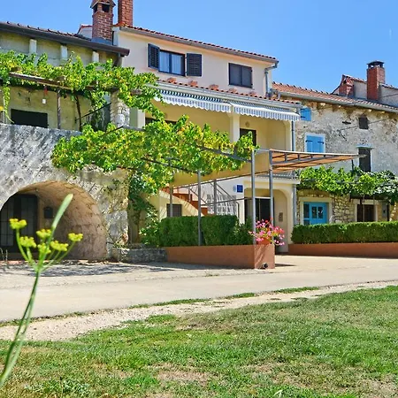 Lili * Poreč